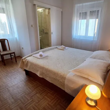 Apartment By The Sea Veli Rat, Dugi Otok - 437 Veli Rat