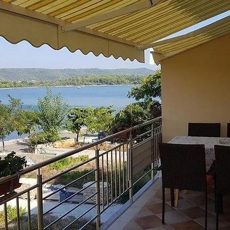 Apartment By The Sea Veli Rat, Dugi Otok - 437 Veli Rat